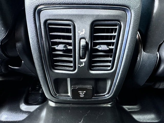 Used 2022 Jeep Grand Cherokee Laredo X image 28