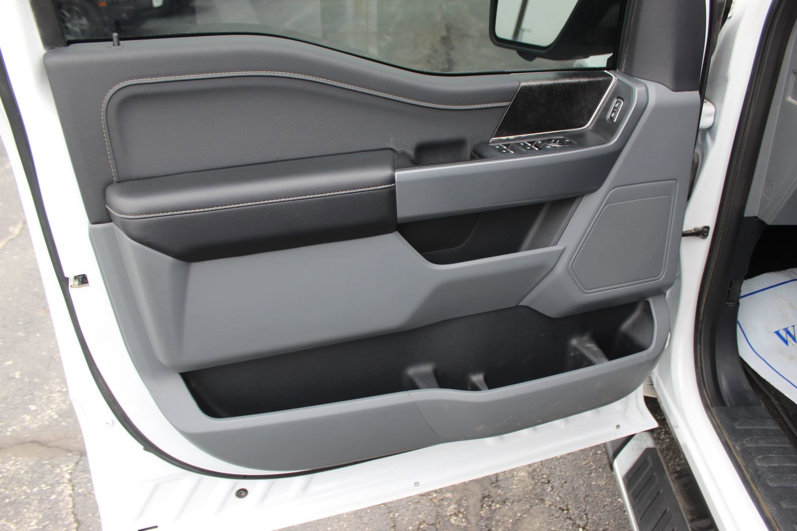 Used 2023 Ford F150 XLT w/ Equipment Group 302A High image 24