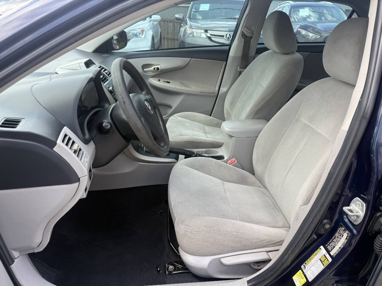 Used 2013 Toyota Corolla L FWD image 10