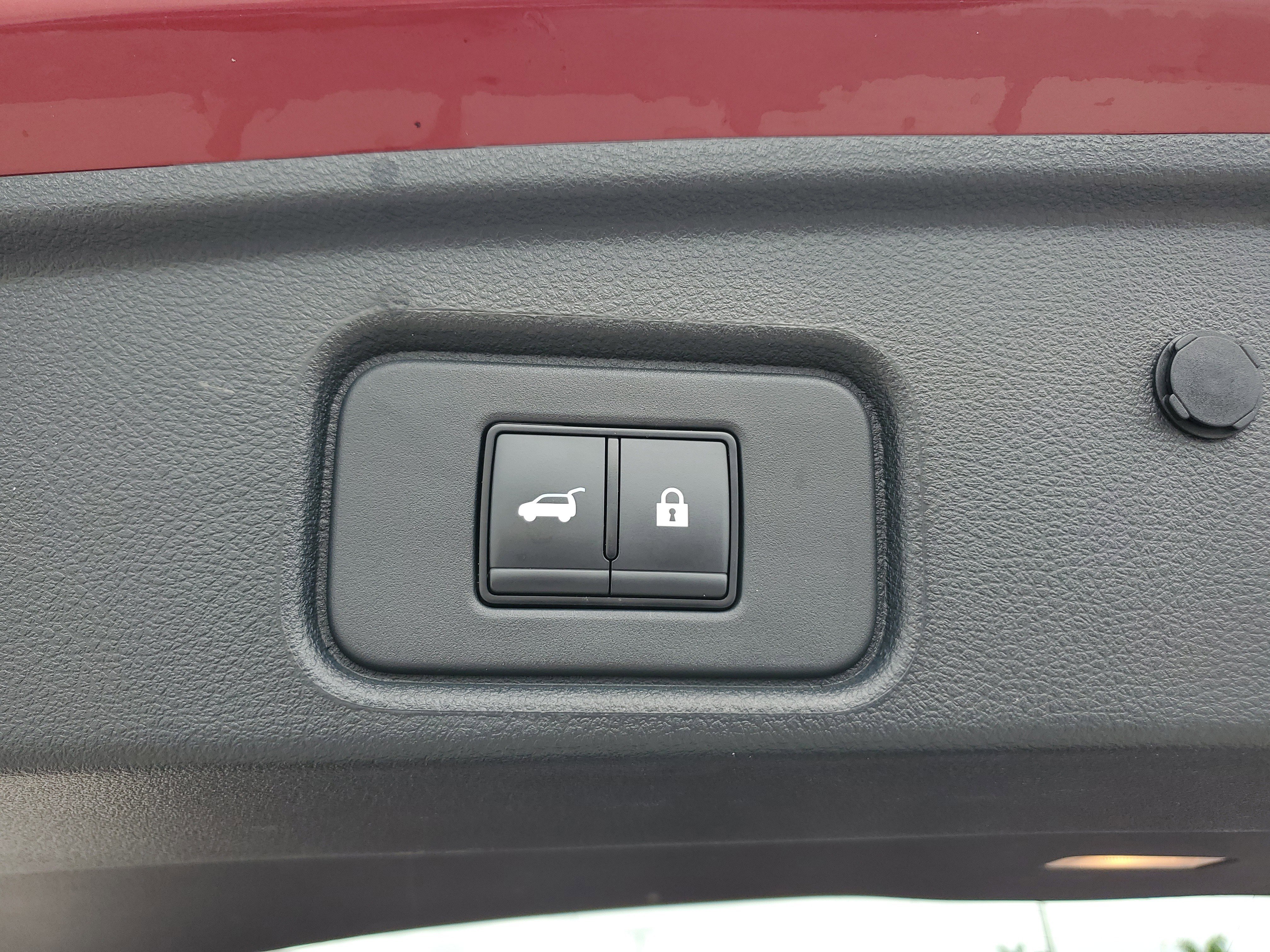 Used 2024 Nissan Pathfinder SL image 16