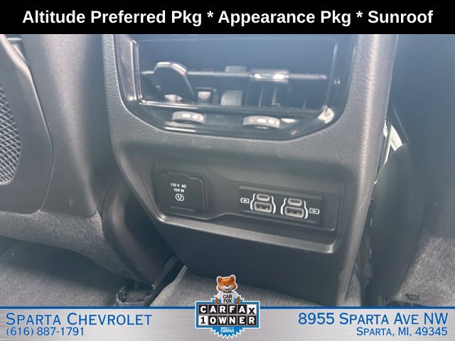 Used 2024 Jeep Grand Cherokee Altitude AWD/4WD image 34