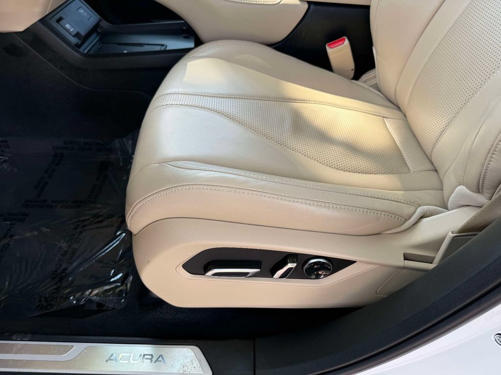 Certified 2024 Acura RDX w/ Technology Package AWD/4WD image 13