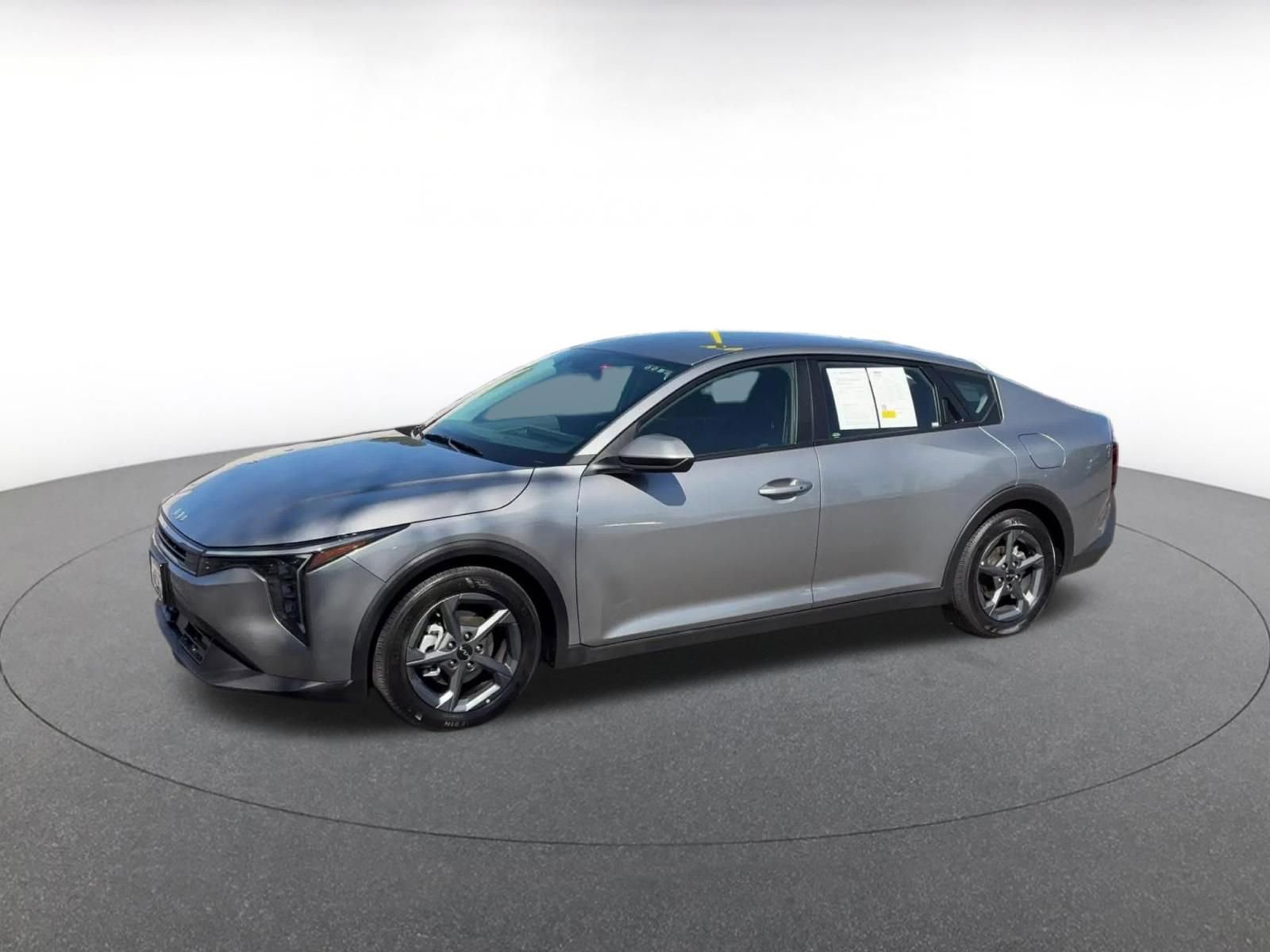 Used 2025 Kia K4 FWD image 8