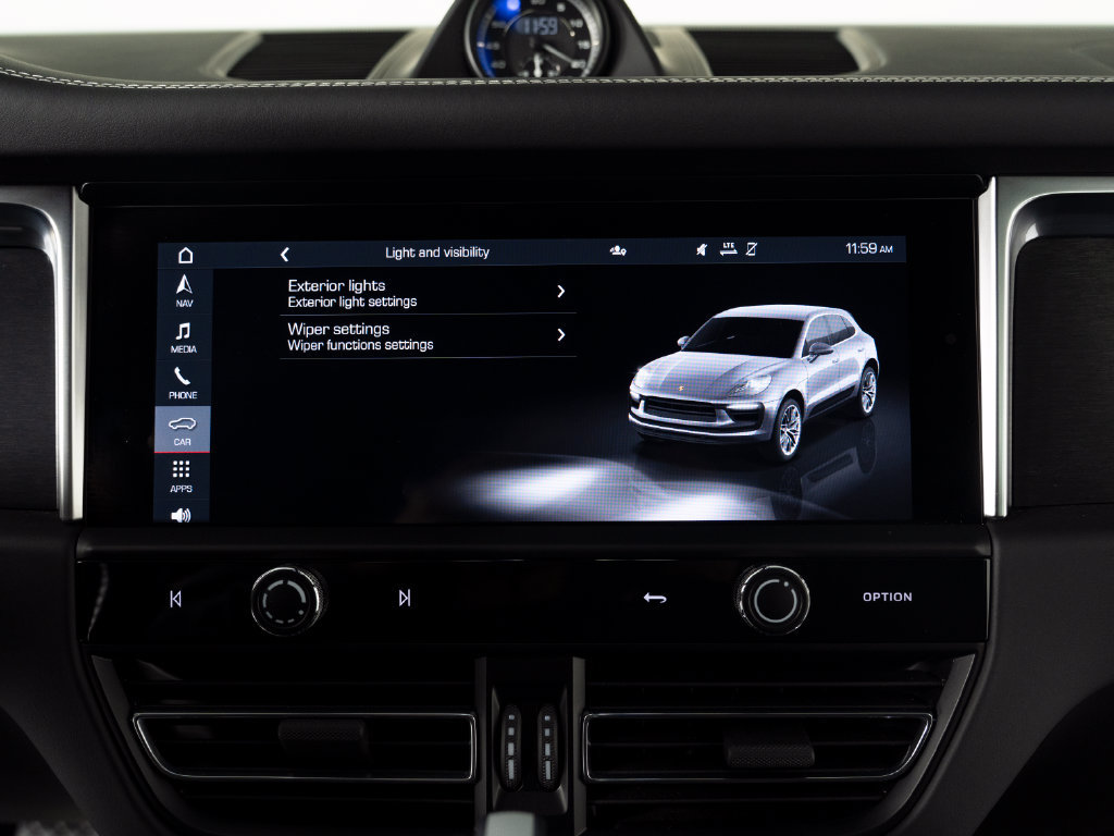 Certified 2023 Porsche Macan GTS AWD/4WD image 24
