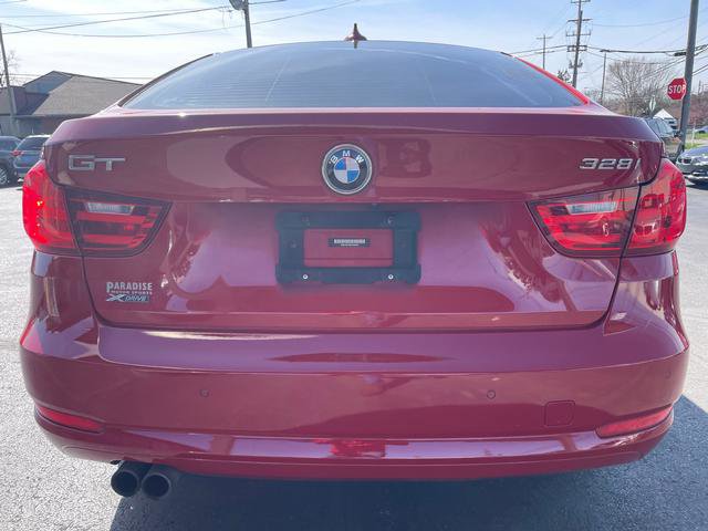 Used 2015 BMW 328i Gran Turismo xDrive w/ Technology Package image 4