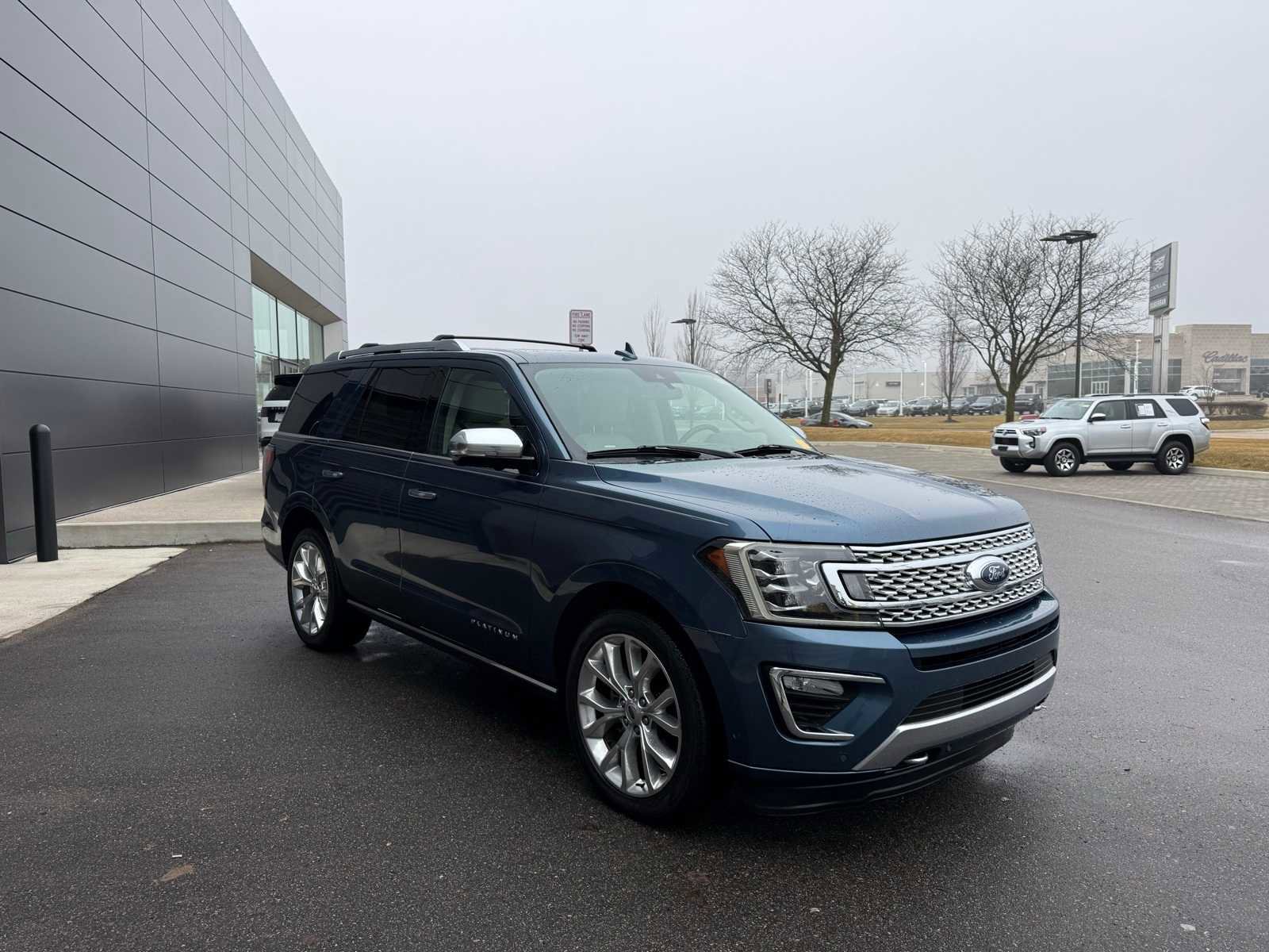 Used 2018 Ford Expedition Platinum image 4