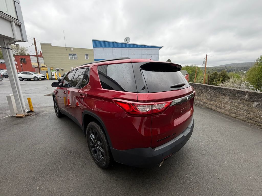 Used 2021 Chevrolet Traverse RS AWD/4WD image 3