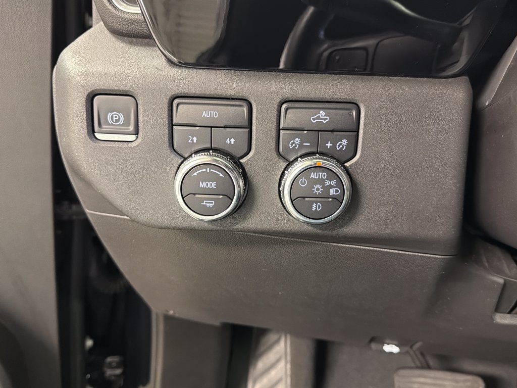 Used 2024 GMC Sierra 1500 Elevation AWD/4WD image 27