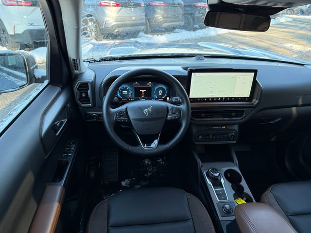 Used 2025 Ford Bronco Sport Outer Banks w/ Outer Banks Tech Package+ AWD/4WD image 6