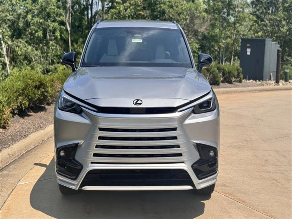 New 2025 Lexus TX 500h AWD w/ Technology Package image 8