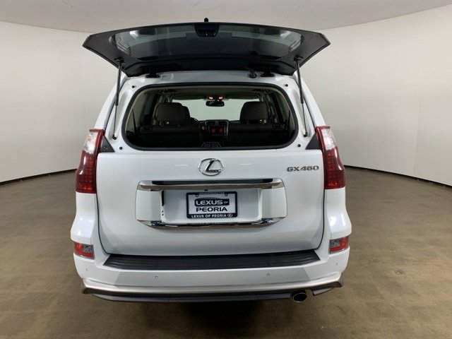 Used 2019 Lexus GX 460 image 12