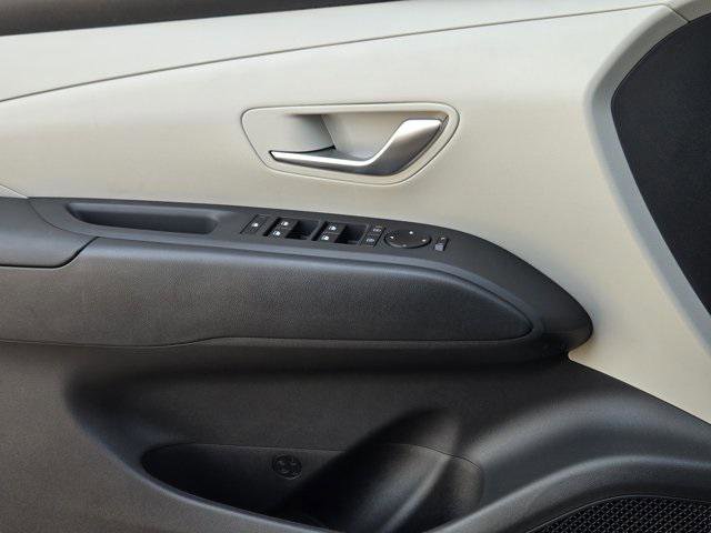 New 2026 Hyundai Tucson SEL image 16