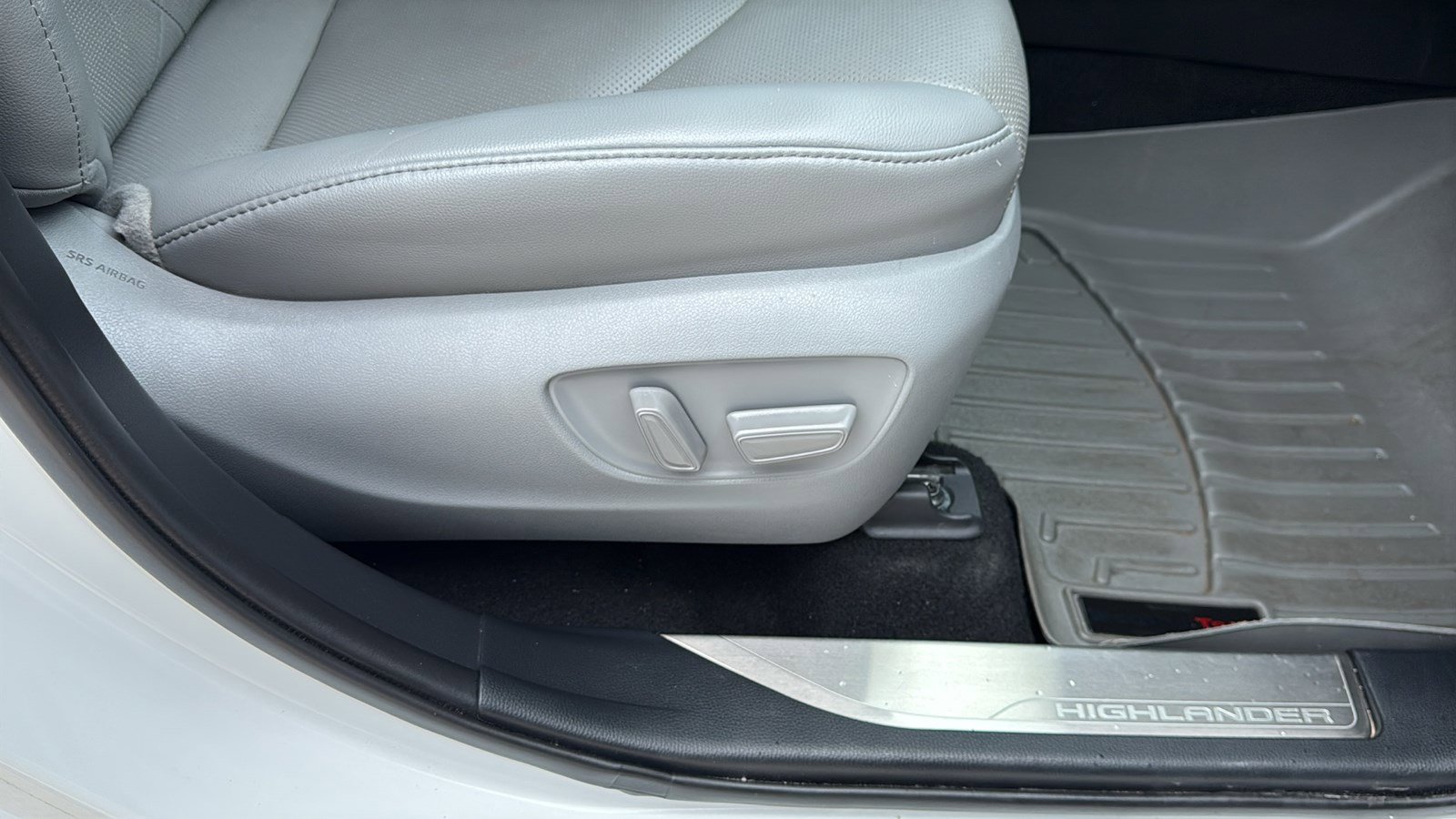 Used 2022 Toyota Highlander Platinum image 29