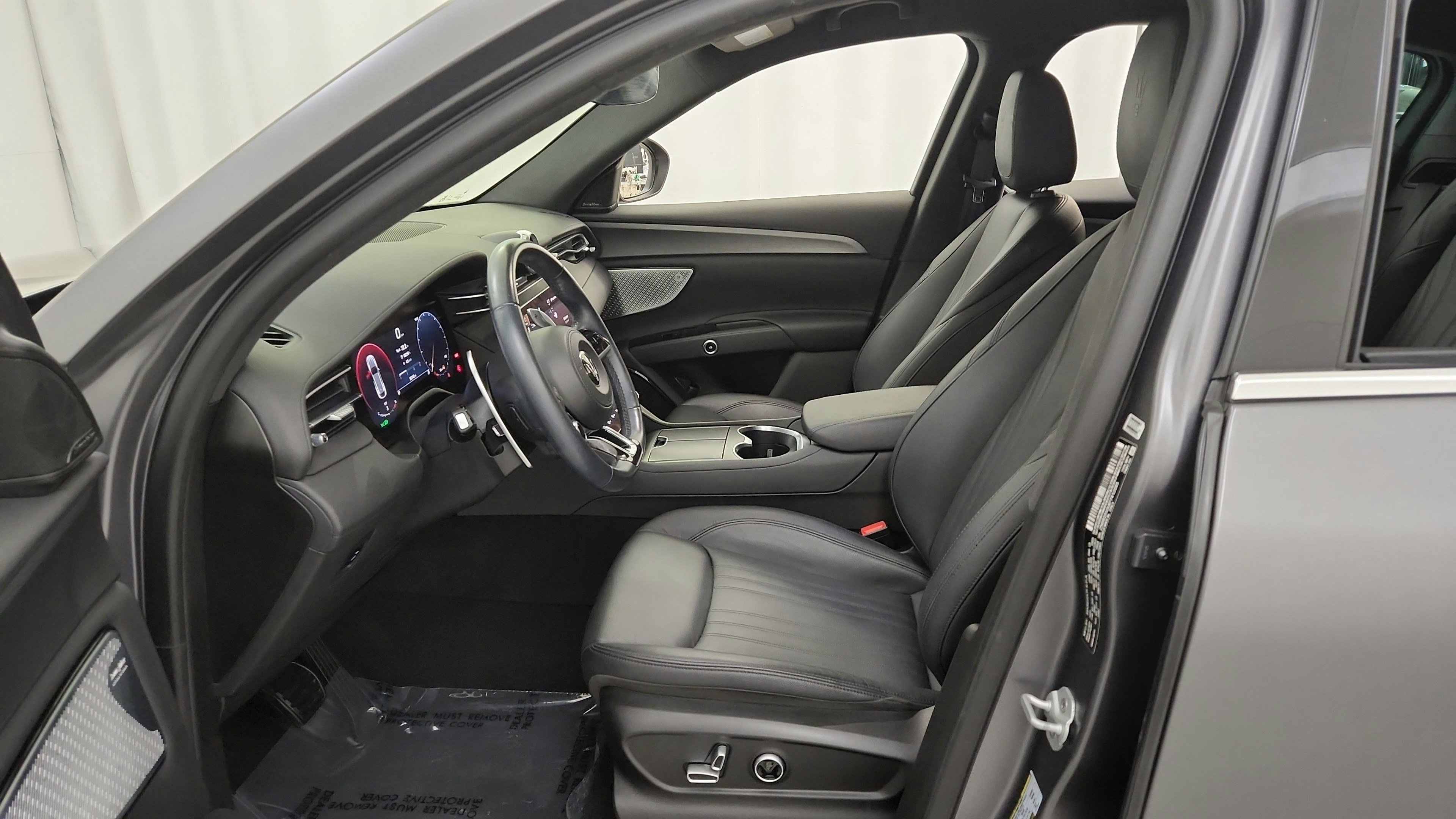 Used 2023 Maserati Grecale GT AWD/4WD image 18