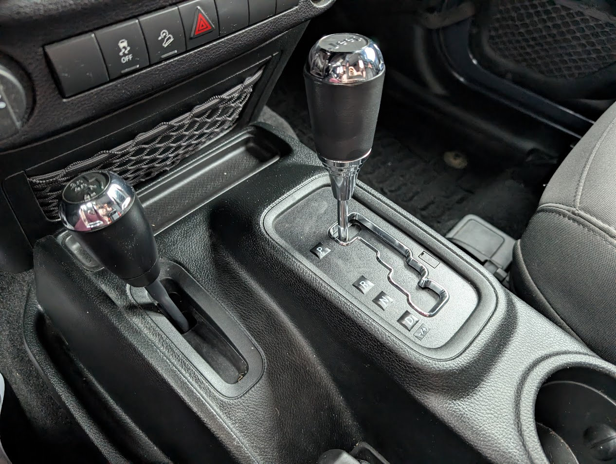 Used 2018 Jeep Wrangler Sport image 22