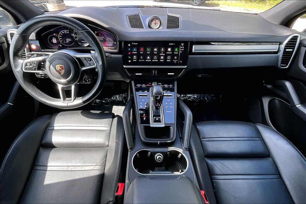 Used 2022 Porsche Cayenne Platinum Edition AWD/4WD image 18