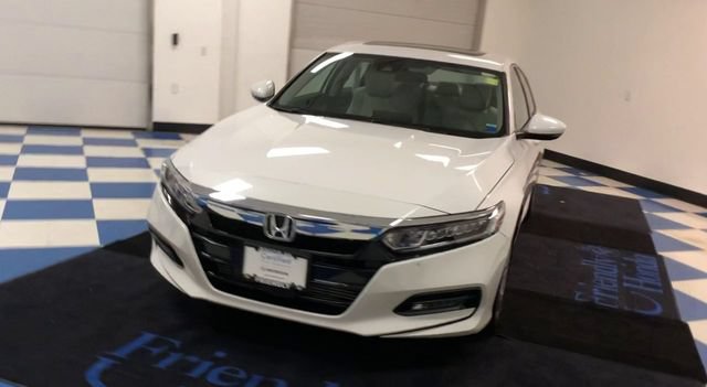 Used 2018 Honda Accord EX image 3