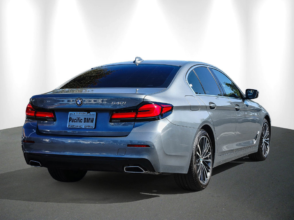 Certified 2023 BMW 540i w/ Convenience Package RWD image 6