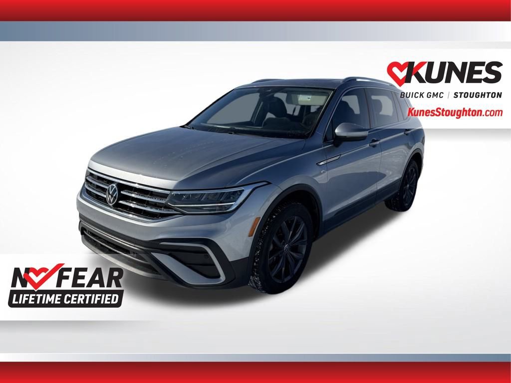 Used 2023 Volkswagen Tiguan SE image 6