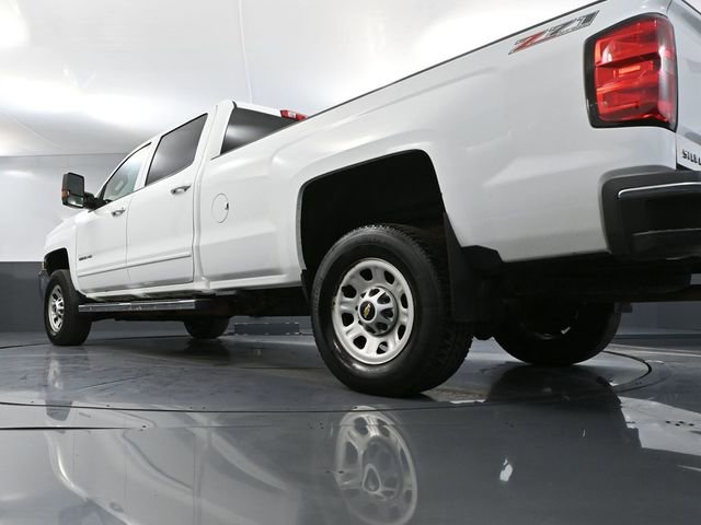 Used 2015 Chevrolet Silverado 2500 LT w/ LT Convenience Package image 48