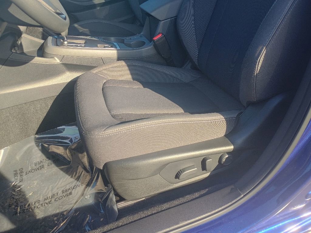 Certified 2025 Subaru Crosstrek 2.0i Premium AWD/4WD image 13