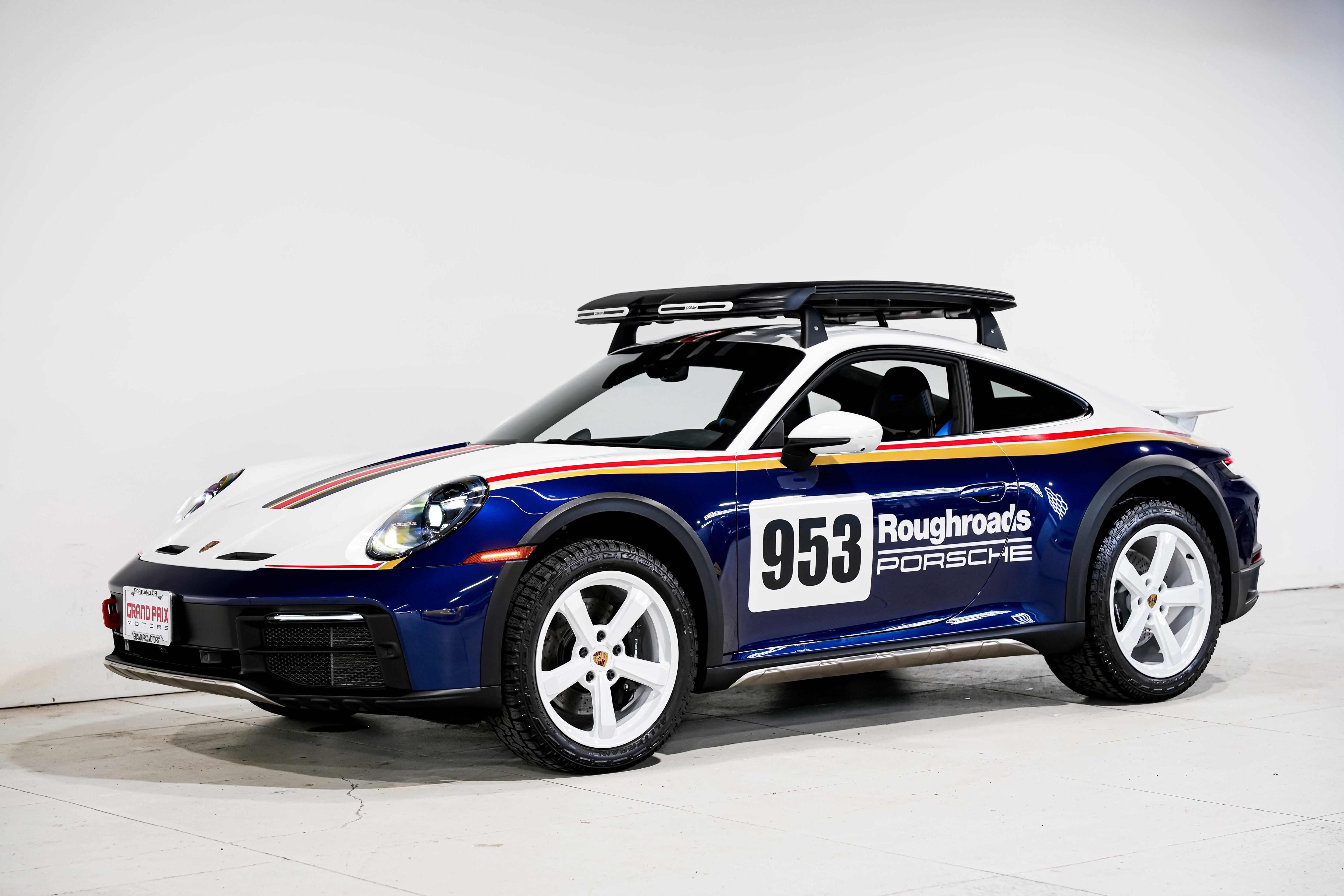 Used 2024 Porsche 911 Dakar image 7