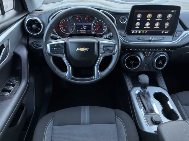 Used 2026 Chevrolet Blazer LT FWD image 11