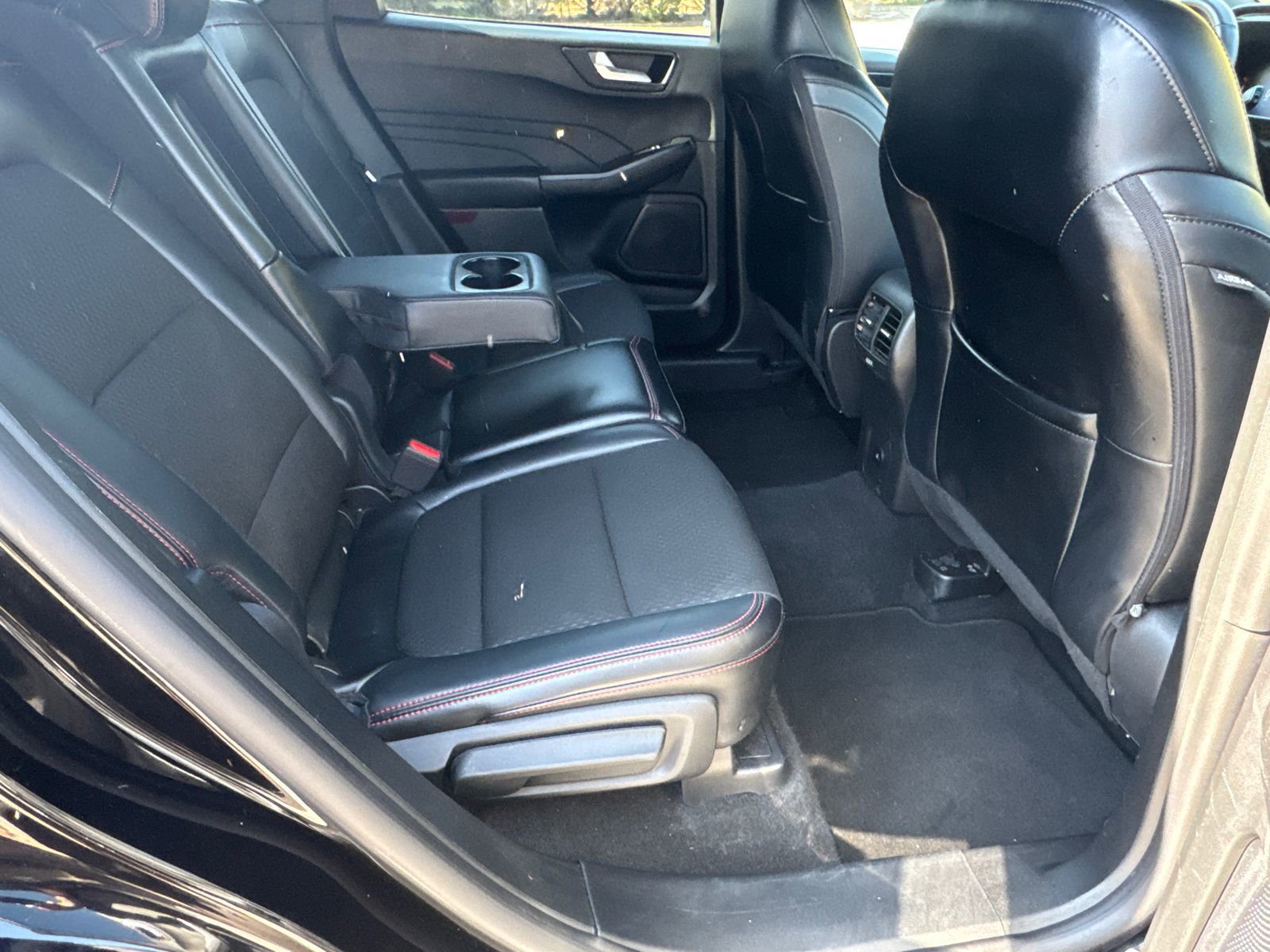 Used 2025 Ford Escape ST-Line FWD image 15