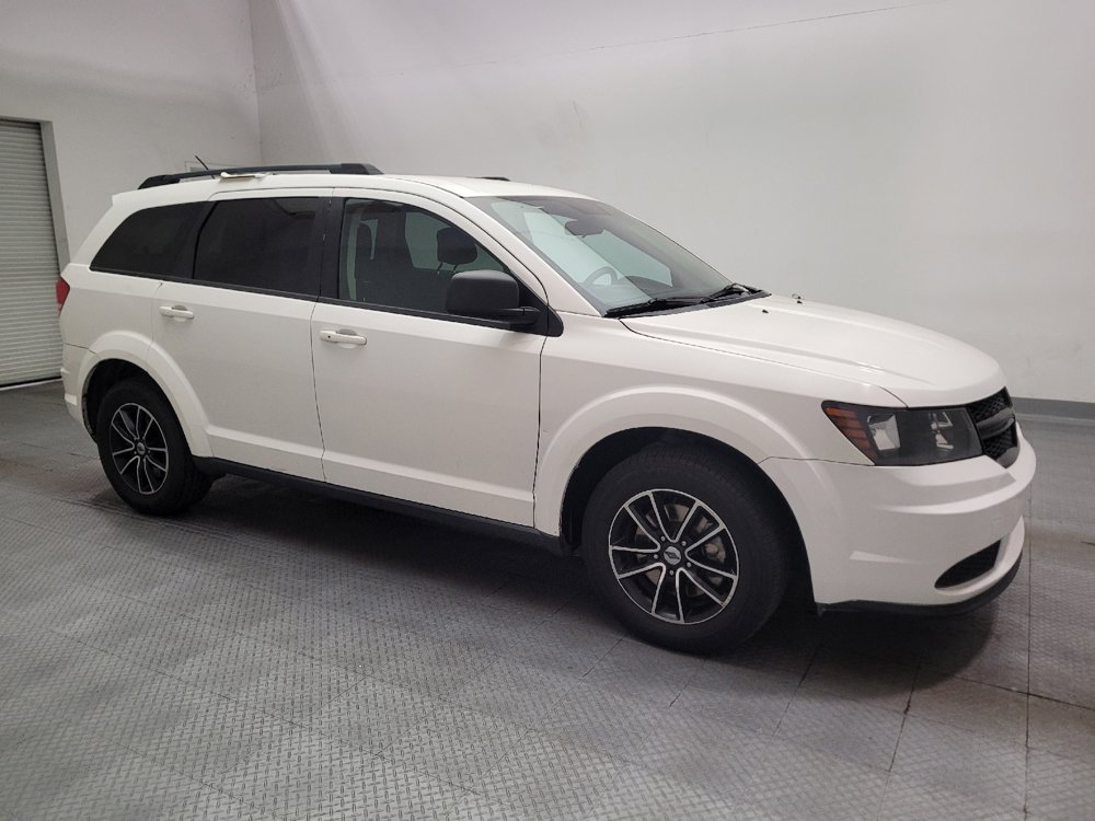 Used 2018 Dodge Journey SE w/ Connectivity Group FWD image 11
