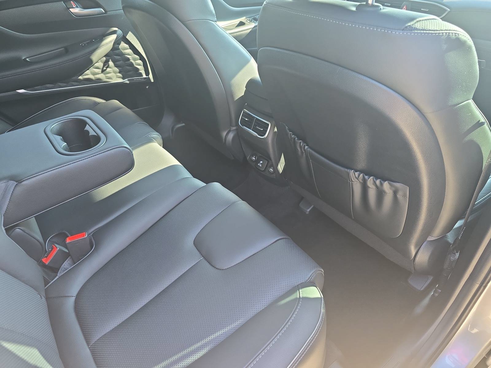 Used 2023 Hyundai Santa Fe Limited AWD/4WD image 12