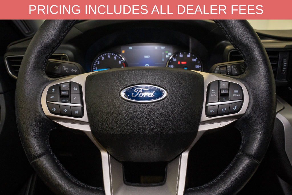 Used 2022 Ford Explorer XLT w/ Equipment Group 202A RWD image 19