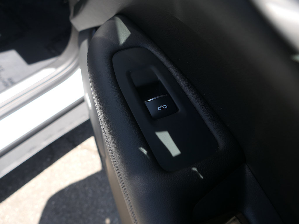 Used 2023 Cadillac XT5 Luxury FWD image 24