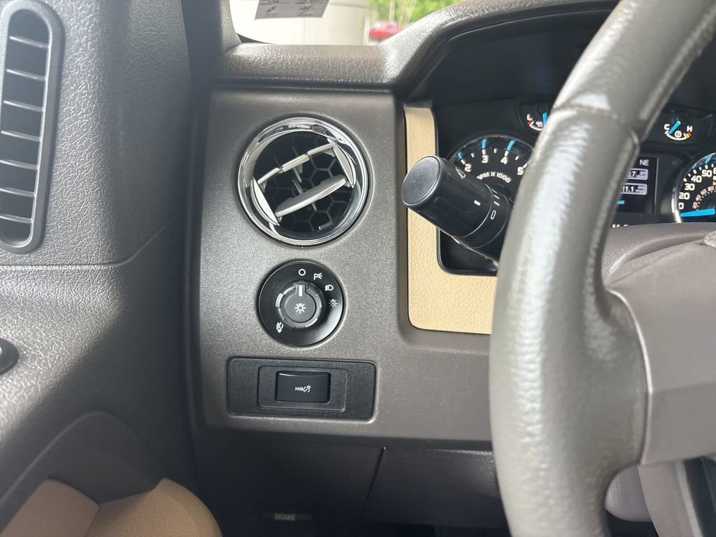 Used 2013 Ford F150 XLT w/ Luxury Equipment Group AWD/4WD image 17