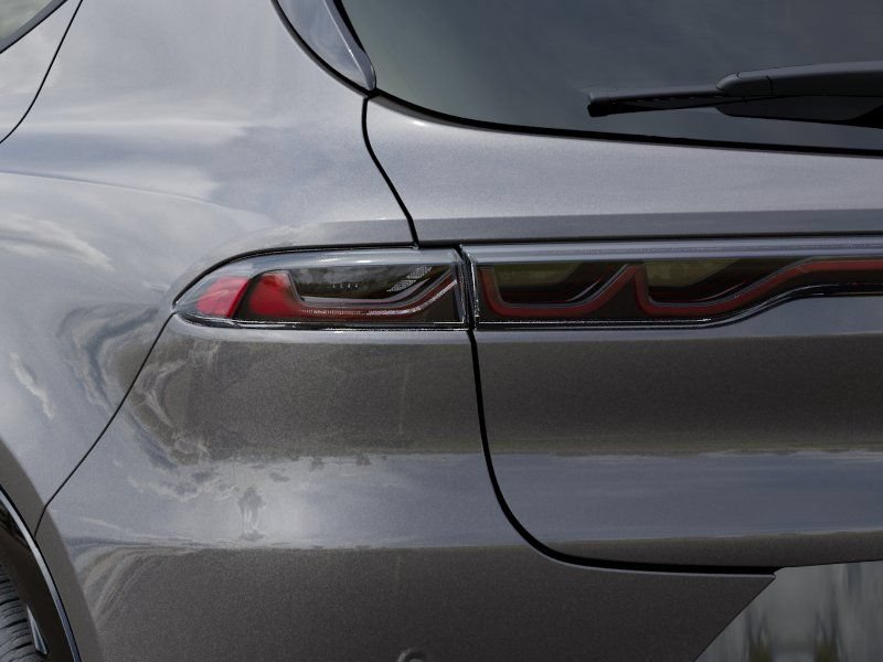 New 2026 Alfa Romeo Tonale AWD/4WD image 9