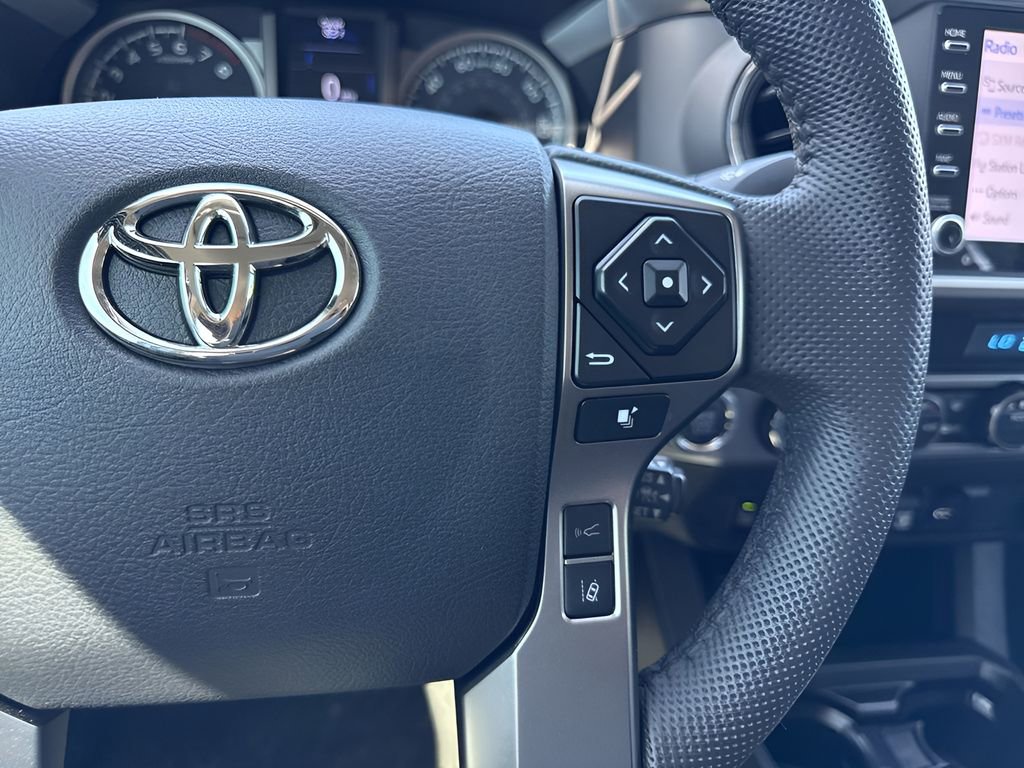 Used 2023 Toyota Tacoma SR5 w/ Technology Package image 15