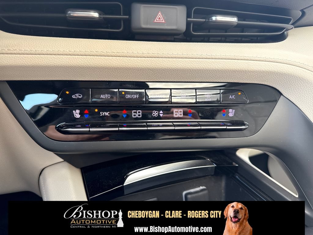 Used 2023 Buick Envision Avenir AWD/4WD image 9
