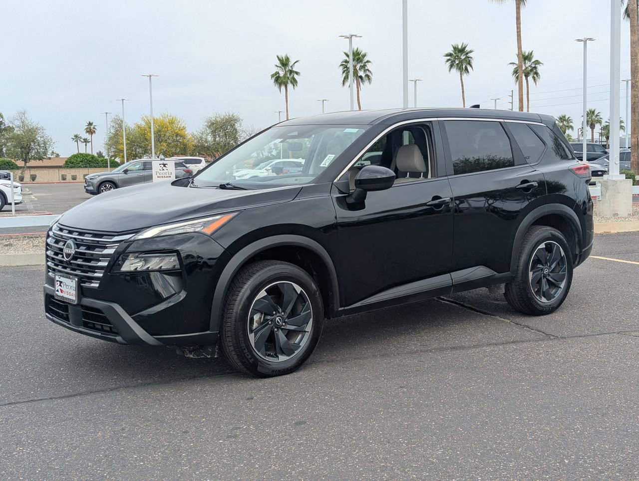 Certified 2025 Nissan Rogue SV image 2