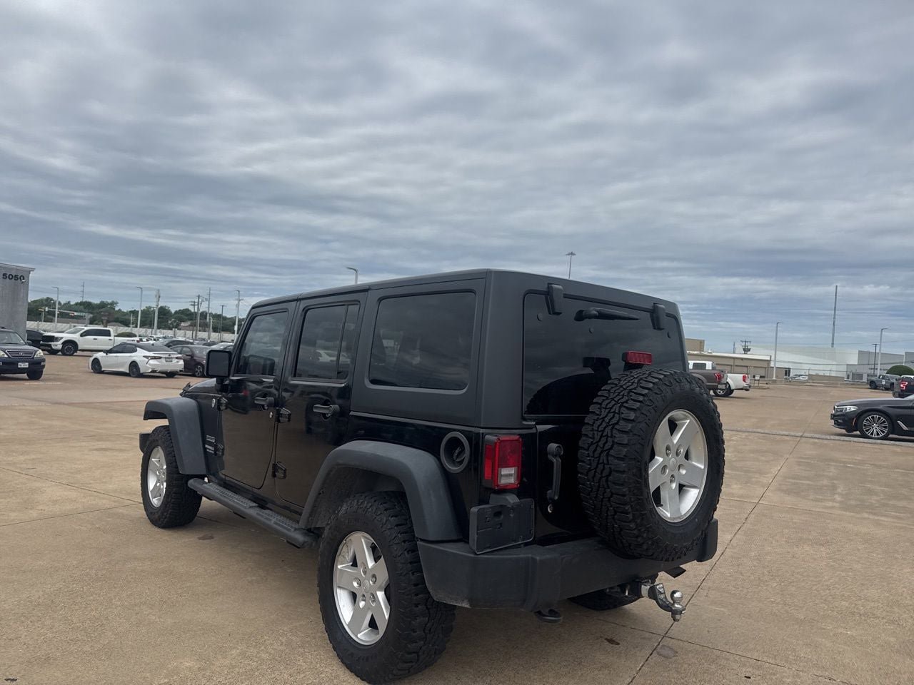 Used 2015 Jeep Wrangler Unlimited Sport w/ Quick Order Package 24S AWD/4WD image 15