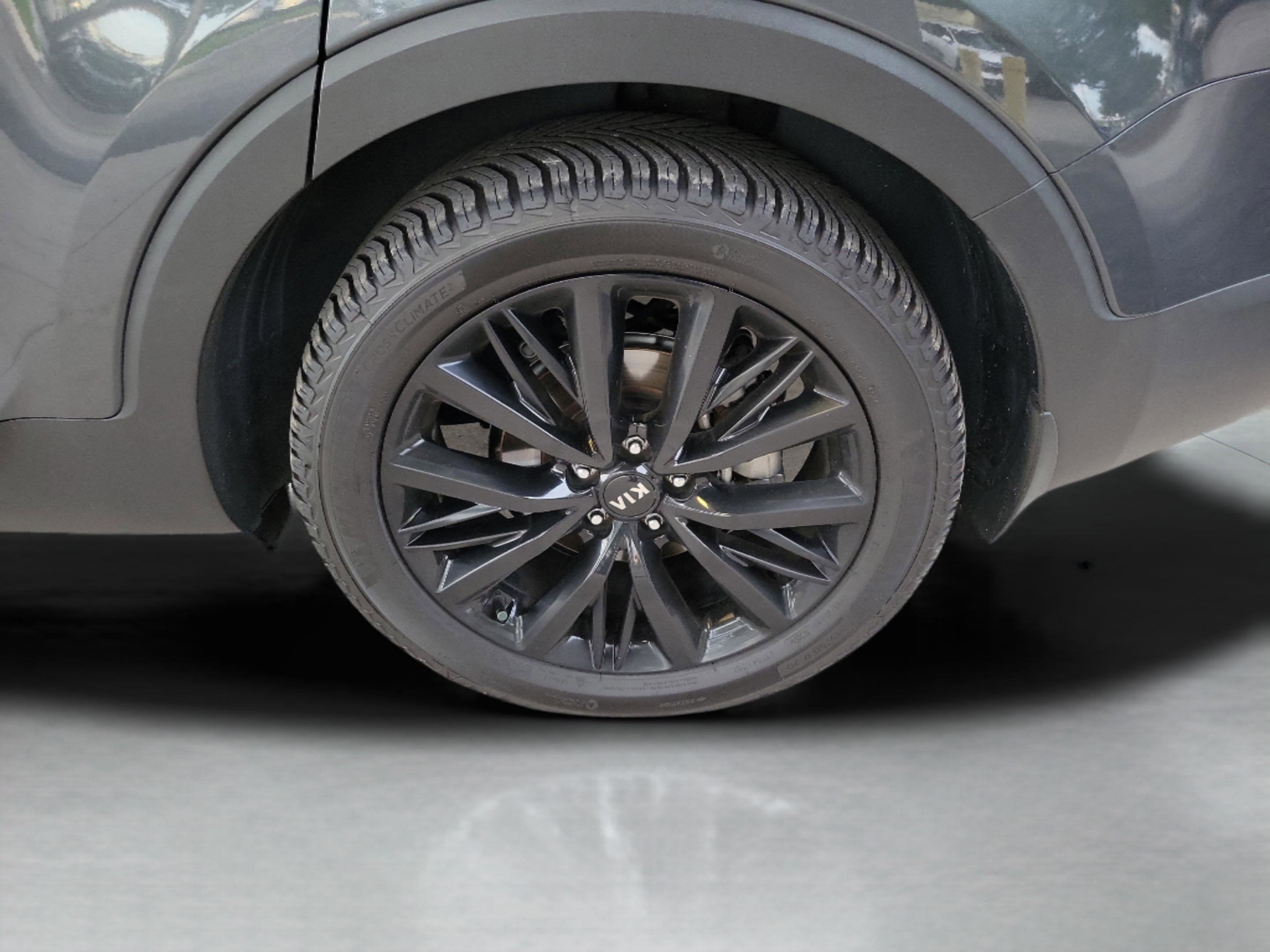 Used 2020 Kia Telluride SX FWD image 31