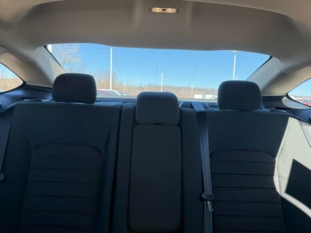 Used 2020 Ford Fusion SE image 16