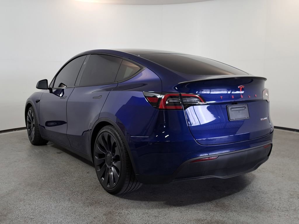 Used 2024 Tesla Model Y Performance image 5