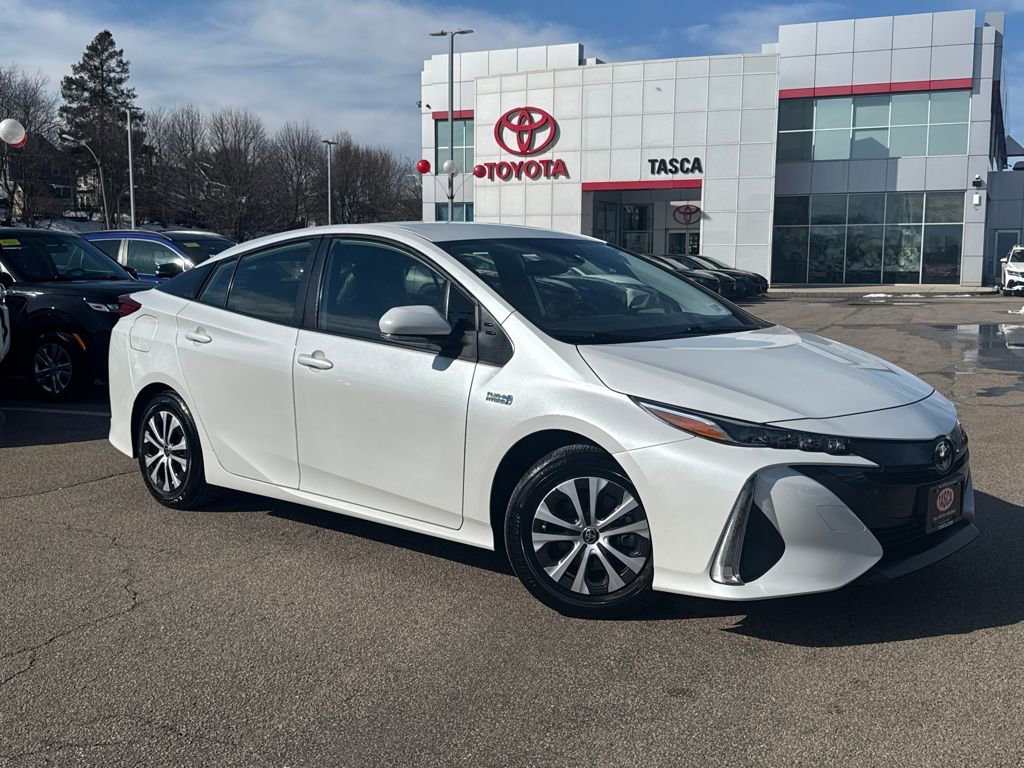 Used 2021 Toyota Prius Prime XLE image 1