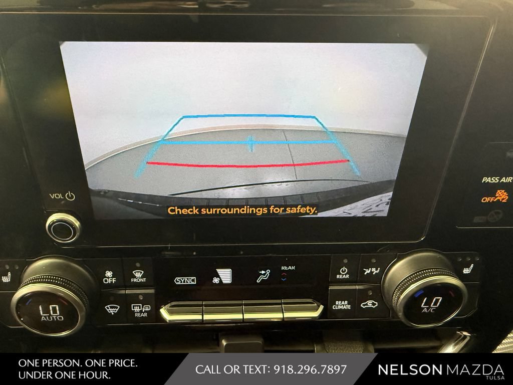 Used 2024 Toyota Highlander XSE FWD image 30