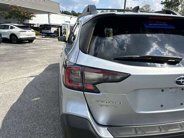 Used 2022 Subaru Outback Limited AWD/4WD image 27