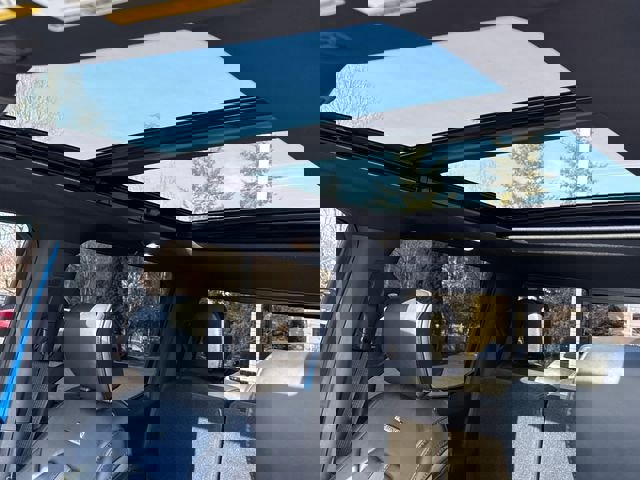 Used 2020 Ford F350 Platinum w/ FX4 Off-Road Package image 23