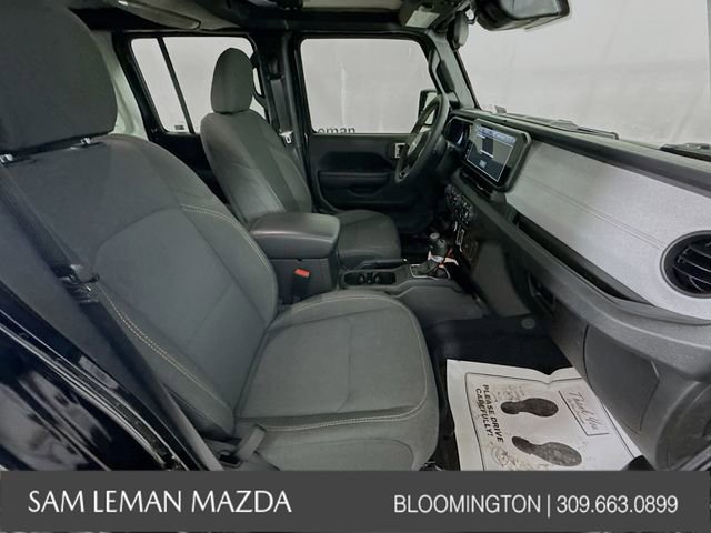 Used 2024 Jeep Wrangler Unlimited w/ Convenience Group image 26