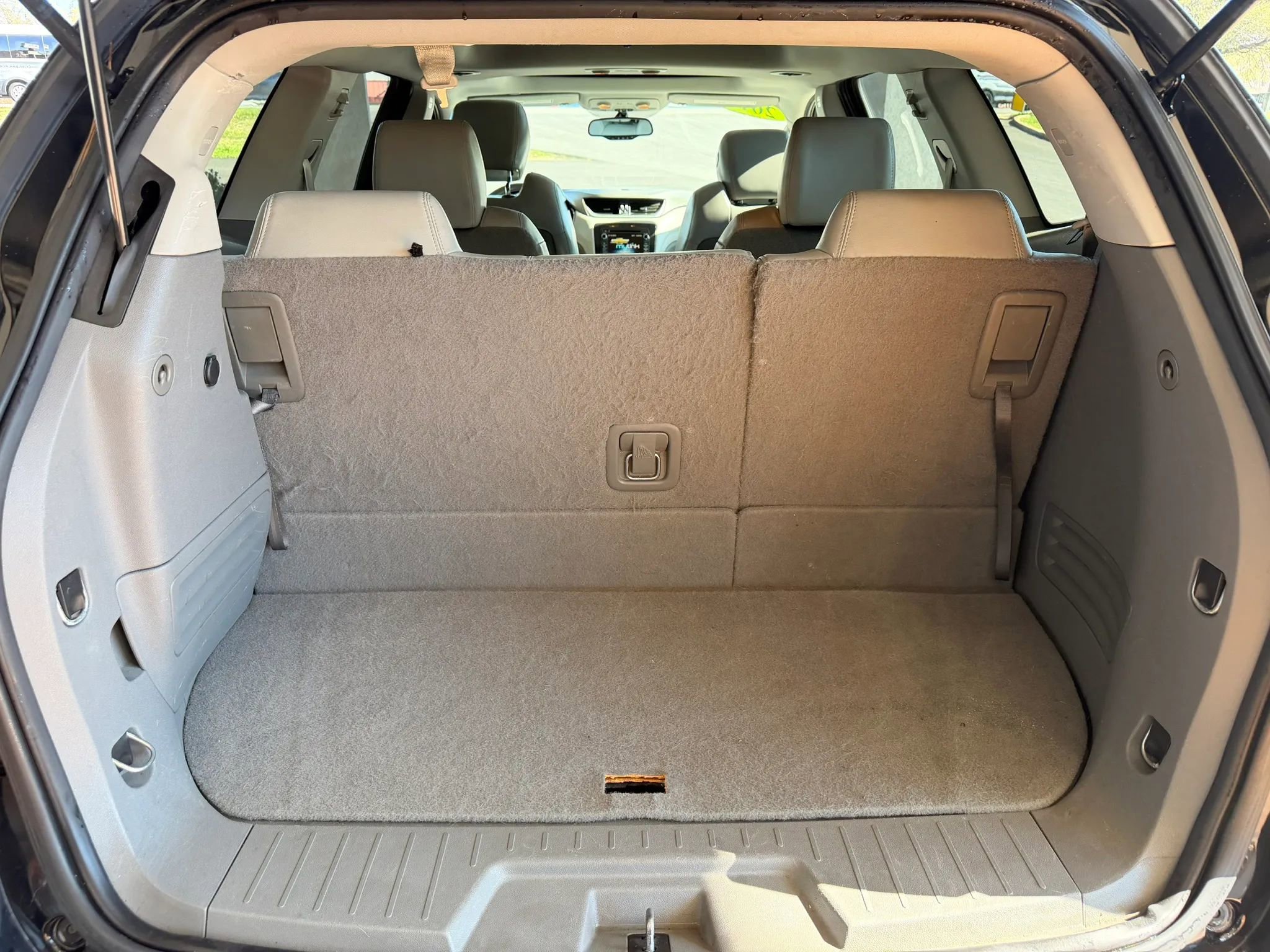 Used 2016 Chevrolet Traverse LT image 23