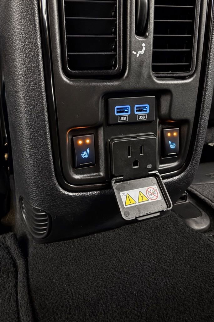 Used 2023 Dodge Durango R/T image 34