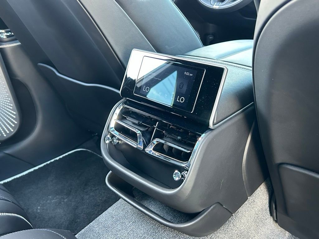 Used 2021 Bentley Flying Spur V8 image 42