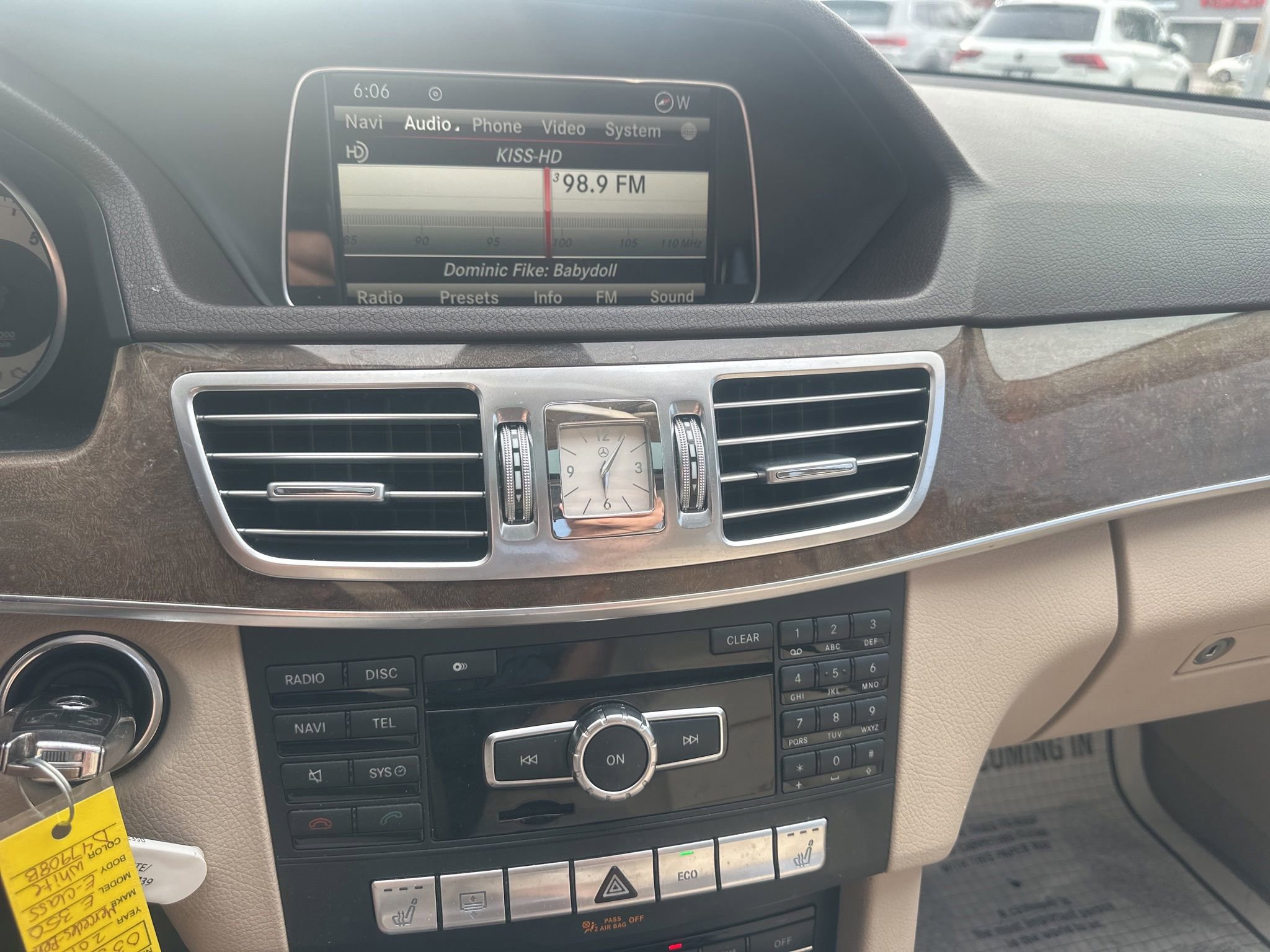 Used 2014 Mercedes-Benz E 350 Sedan image 24